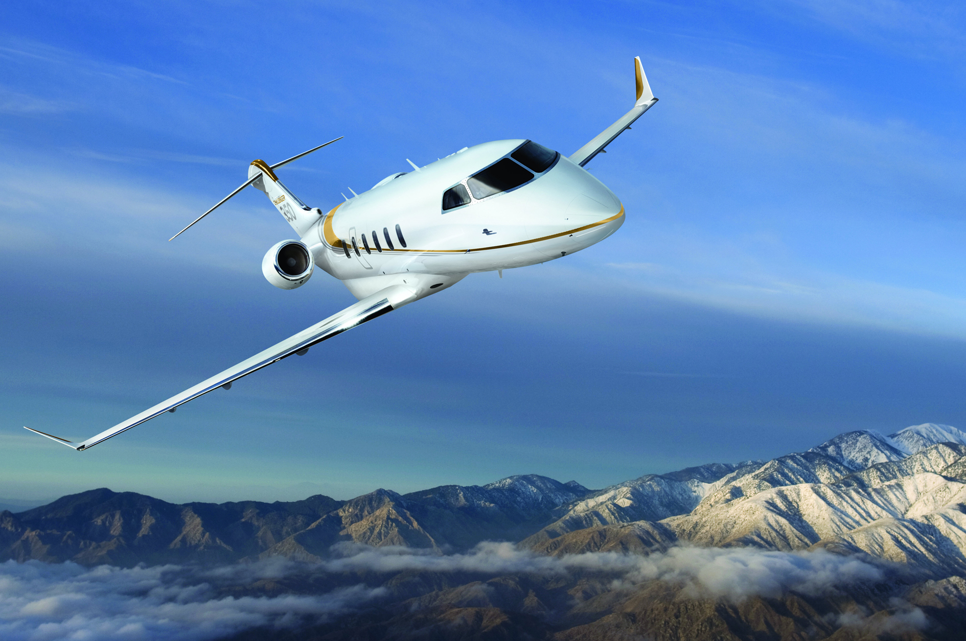 The Challenger 350 certified for steep approaches - Ultimate Jet | The ...