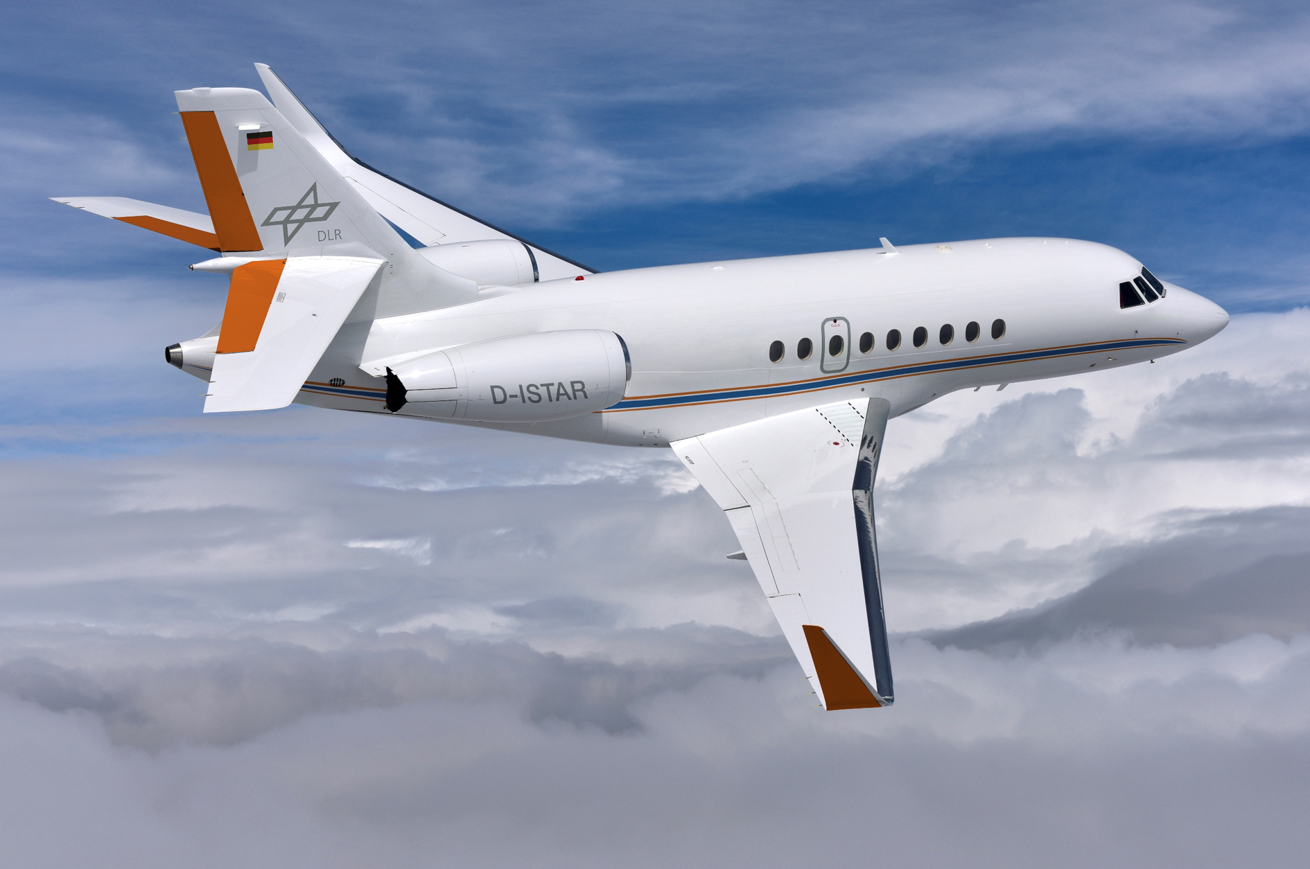 falcon jet
