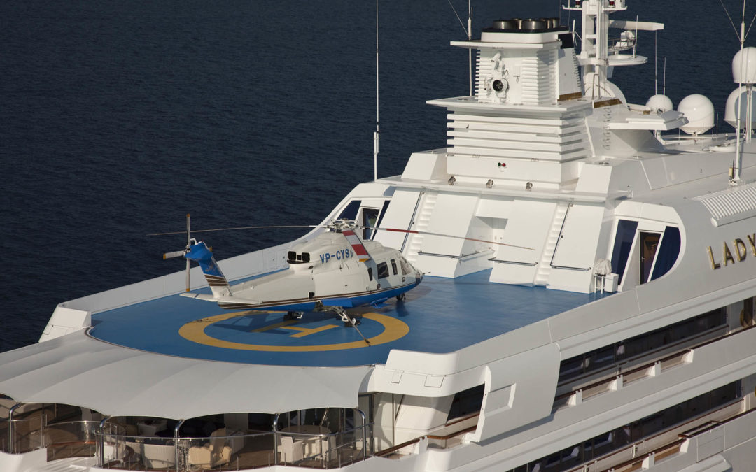 Yachts and helicopters: a matter of size …