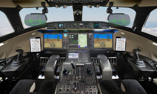 Bombardier Delivers First Global 7500 Equipped with Dual HUD