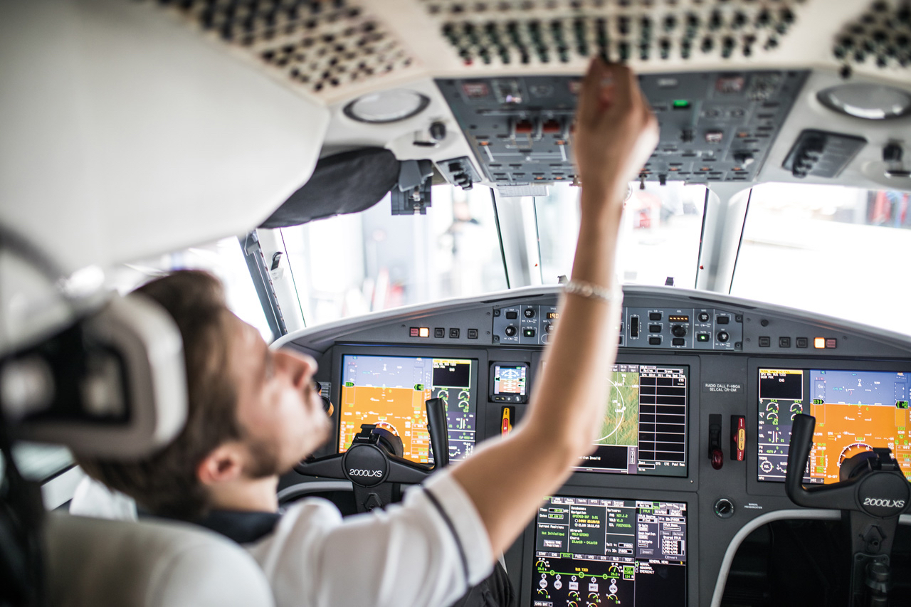 Dassault Signs Up 500th FalconCare Contract and Expands Program with New Options Ultimate Jet