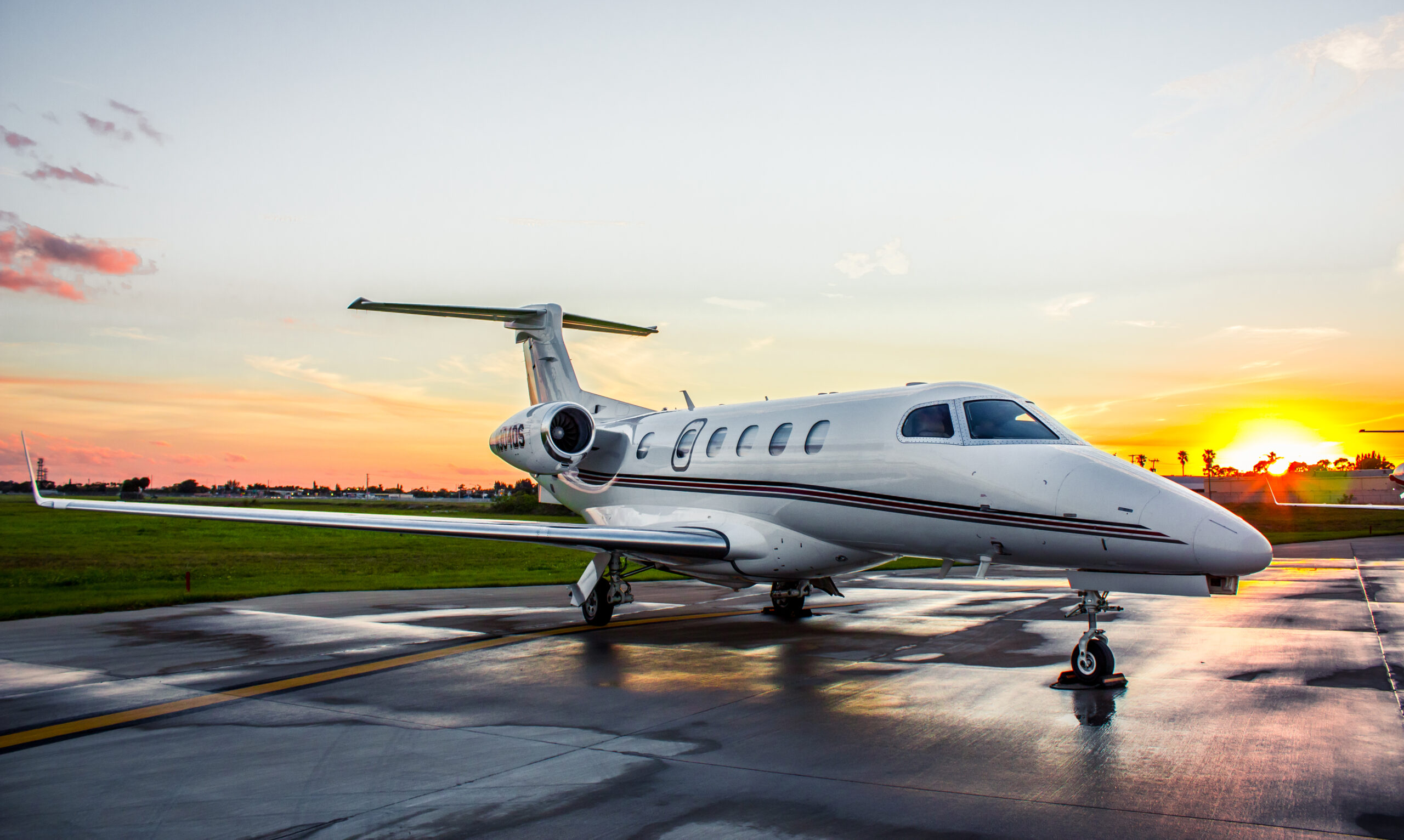 NetJets Doubles Down on Phenom 300 Series with New Deal, Signifies More