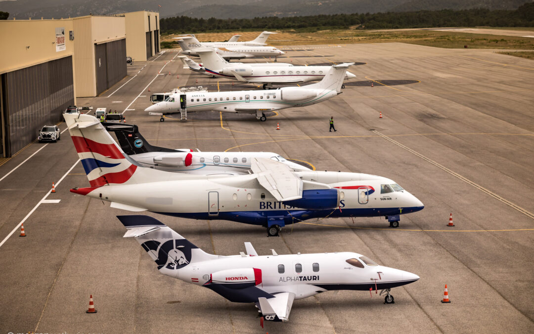 Le Castellet Airport : Open to international traffic