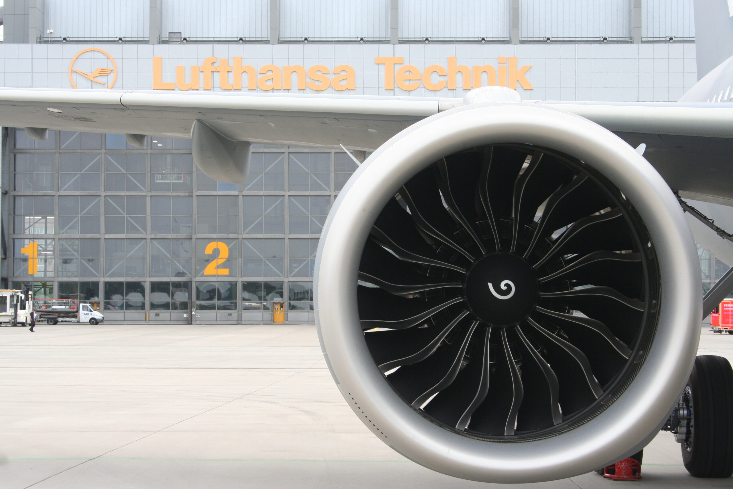 lufthansa-technik-posts-record-result-ultimate-jet-the-voice-of