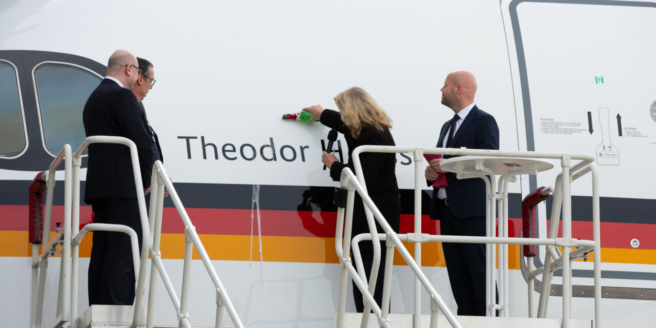 Lufthansa Technik hands over A350 “Theodor Heuss”