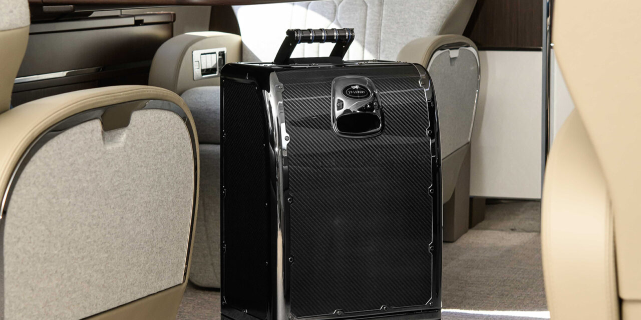 ST LUXURY Cabin Trunk: putting the aeronautics industry at the service of luxury