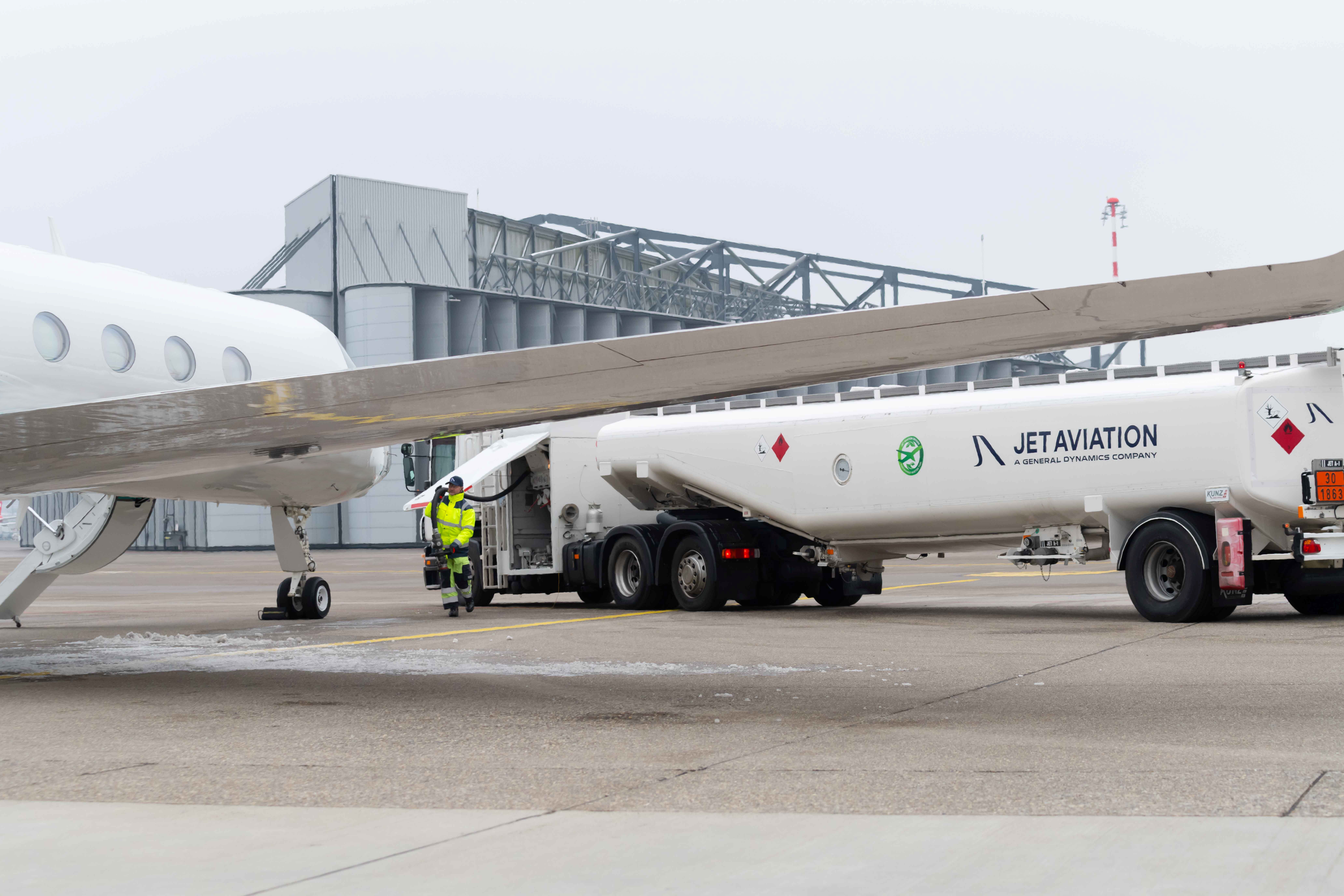 The Unimot Group will expand its aviation fuel business under the AVIA brand  - UNIMOT S.A