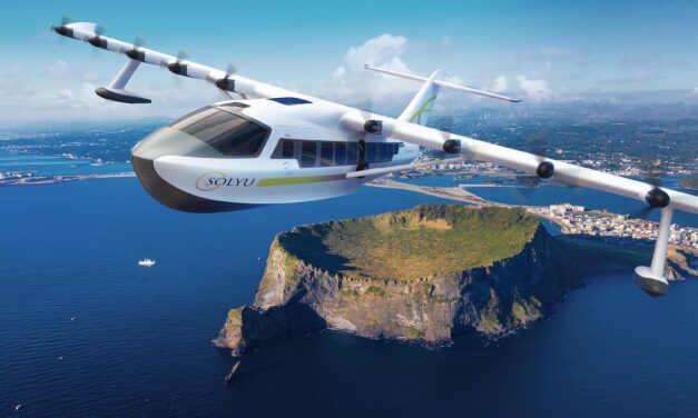 JEKTA signs first lessor deal with Solyu for 30 PHA-ZE 100 aircraft 