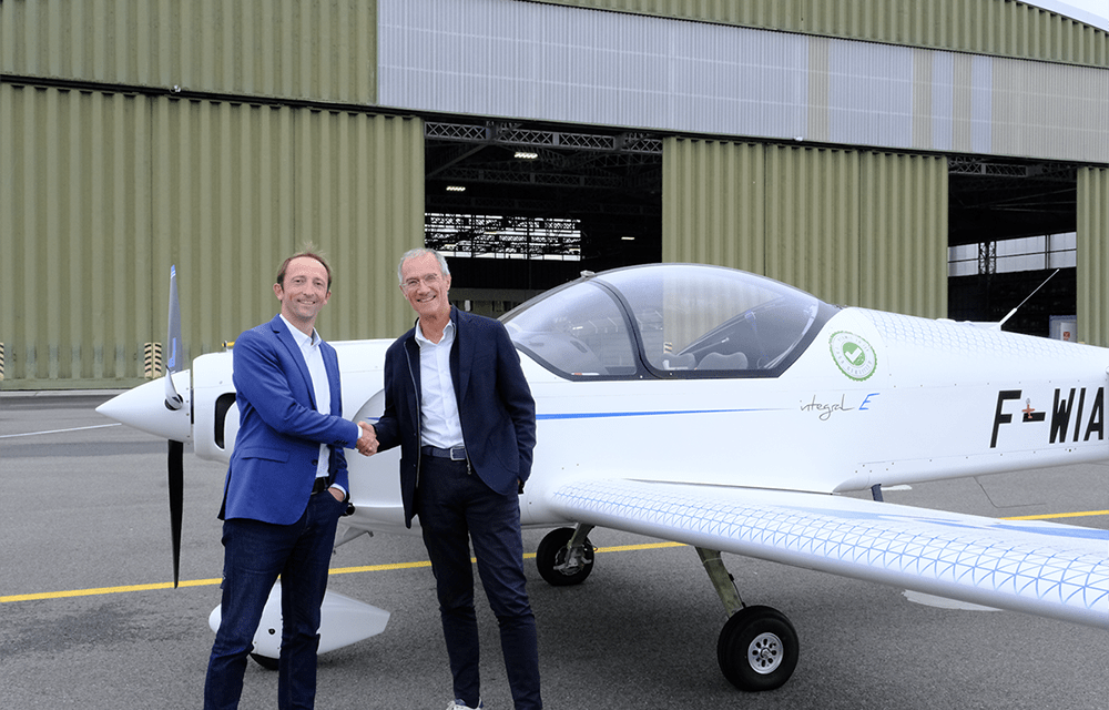 EDF group takes a stake in AURA AERO