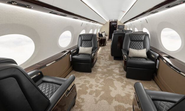 First outfitted Gulfstream G800 takes flight