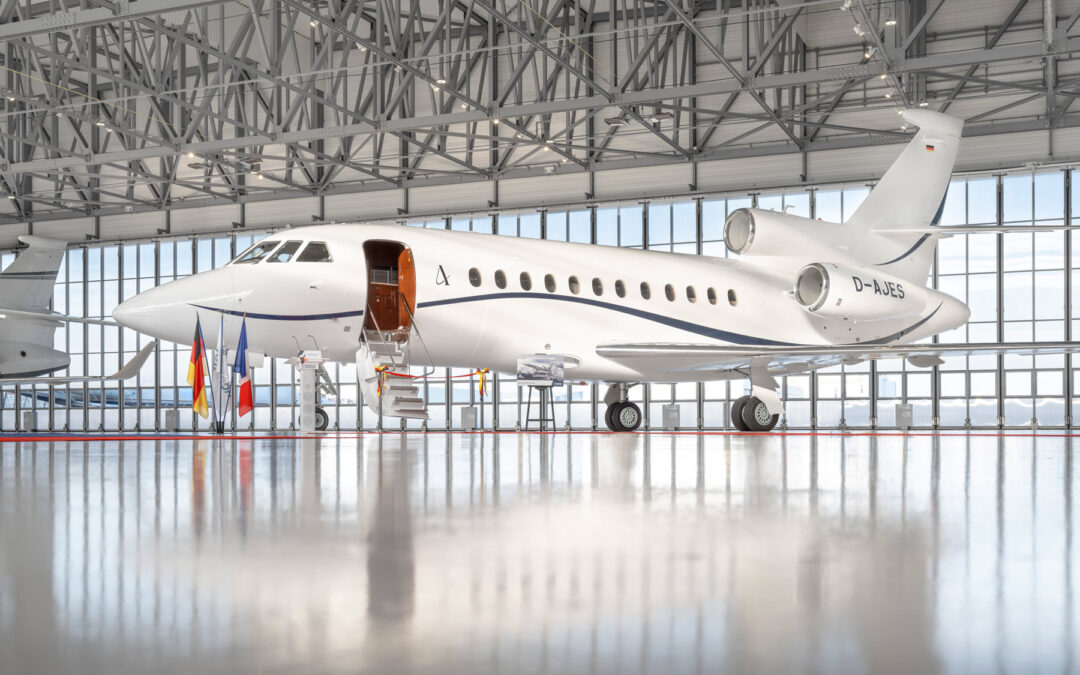 LUMINAIR Welcomes First Falcon 900LX