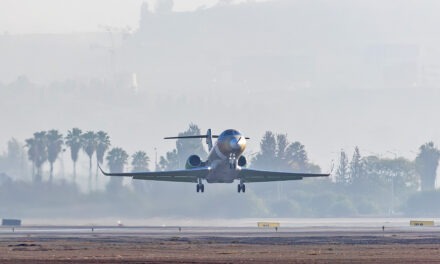 New Super-Midsize Gulfstream G300 Takes Flight
