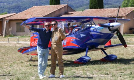 Blueberry Aviation celebrates the summer season with aerobatics champion Florent Oddon