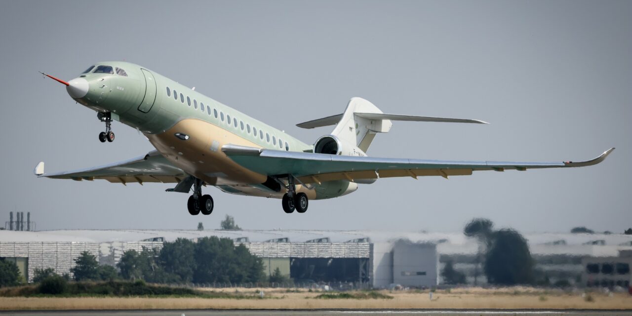 Dassault’s Falcon 10X Makes Maiden Flight