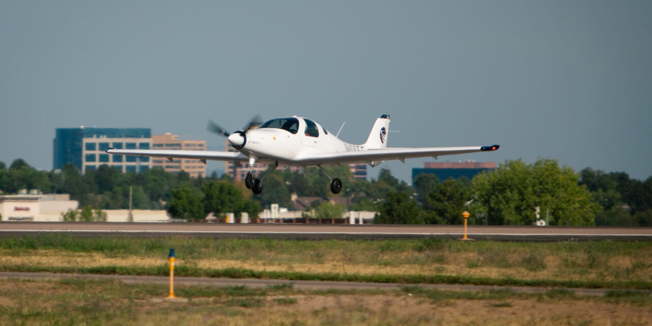 magniX Samson Batteries Power First Flight of Bye Aerospace eFlyer 2