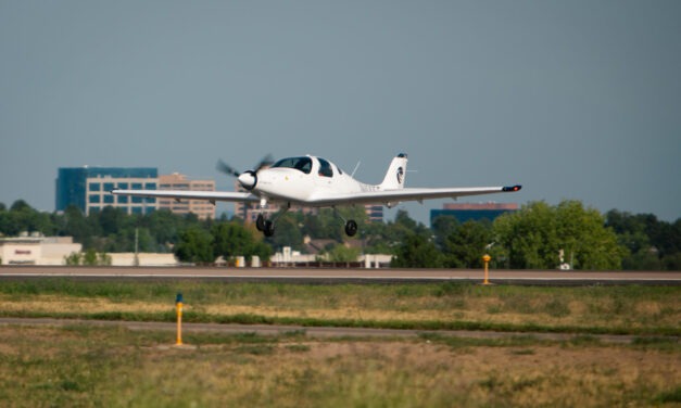 magniX Samson Batteries Power First Flight of Bye Aerospace eFlyer 2